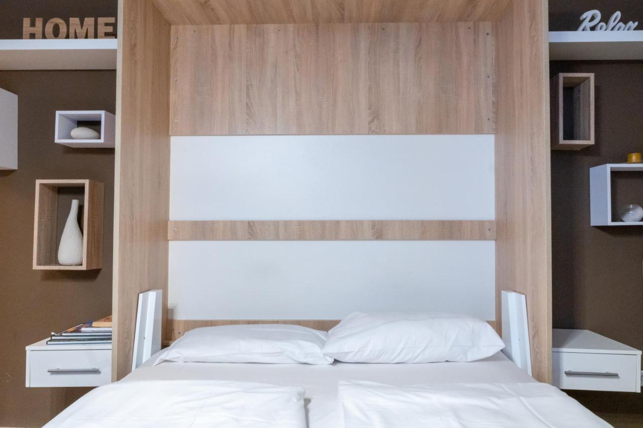 Upmarket Studio With Balcony In Friedrichshain Berlin Exterior photo